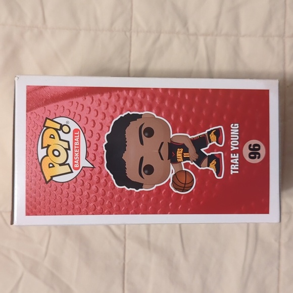 Trae Young Atlanta Hawks 96 Funko Pop NBA Basketball Rookie - Picture 3 of 3